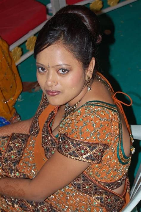 desi bhabhi ki photo|Desi Indian bhabhi ki cute puppy : 14 Nude Pics